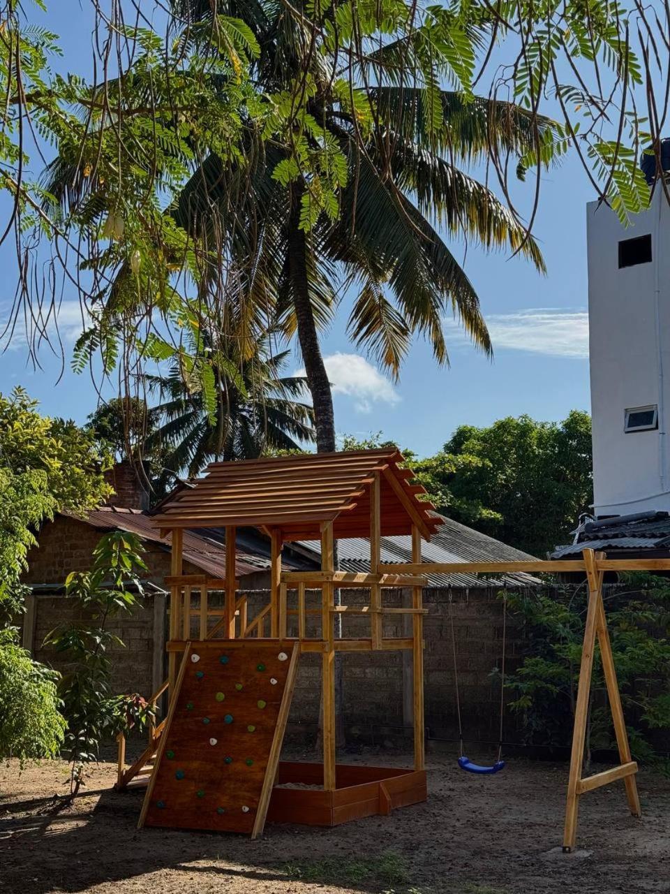 מיריסה Riverside Cabanas מראה חיצוני תמונה